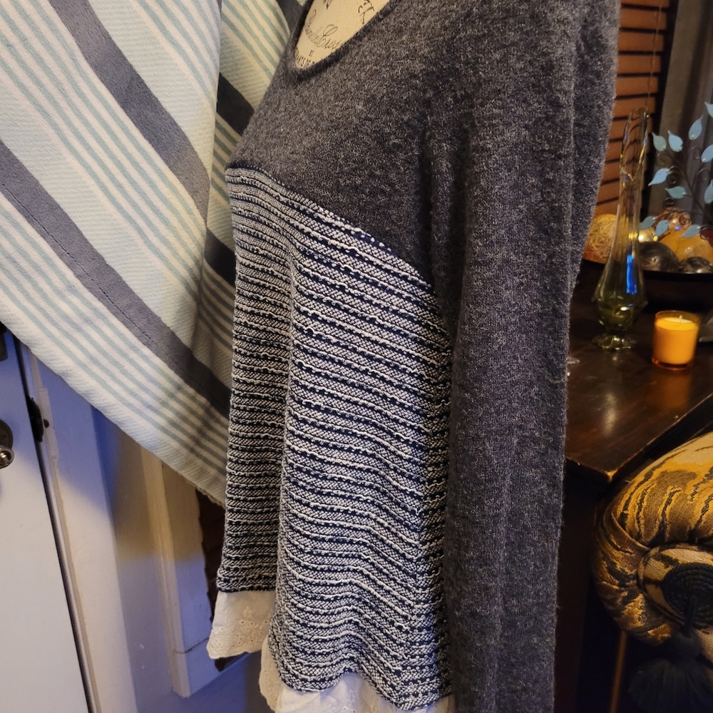 ☆Lovely blouse....back detail..